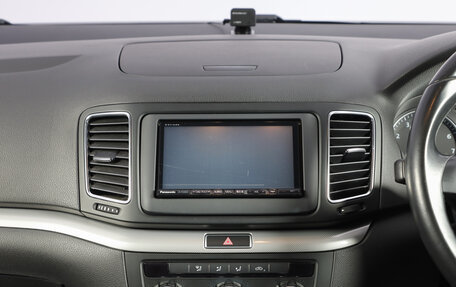 Volkswagen Sharan II, 2013 год, 1 399 000 рублей, 11 фотография