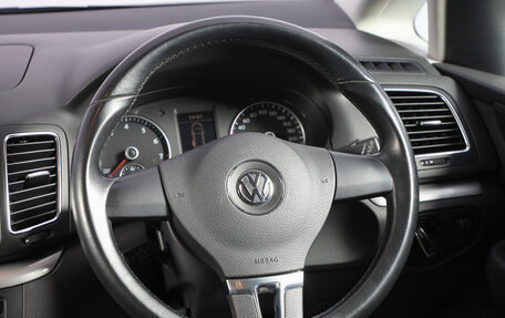 Volkswagen Sharan II, 2013 год, 1 399 000 рублей, 12 фотография