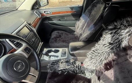 Jeep Grand Cherokee, 2011 год, 1 980 000 рублей, 25 фотография