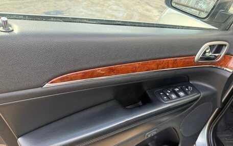 Jeep Grand Cherokee, 2011 год, 1 980 000 рублей, 26 фотография