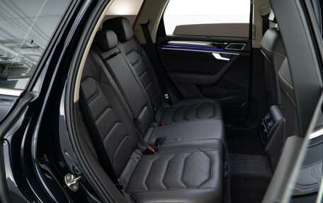 Volkswagen Touareg III, 2019 год, 4 296 900 рублей, 7 фотография