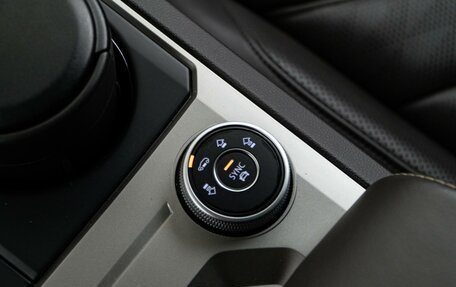 Volkswagen Touareg III, 2019 год, 4 296 900 рублей, 21 фотография