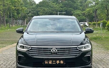 Volkswagen Lavida, 2023 год, 1 900 000 рублей, 2 фотография