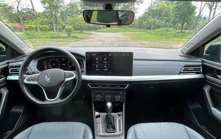 Volkswagen Lavida, 2023 год, 1 900 000 рублей, 9 фотография