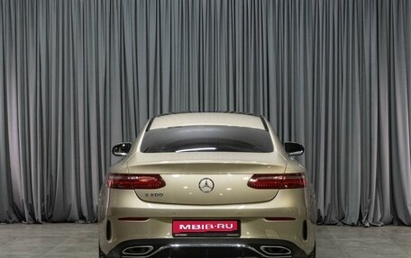 Mercedes-Benz E-Класс, 2017 год, 4 549 000 рублей, 3 фотография