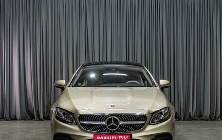 Mercedes-Benz E-Класс, 2017 год, 4 549 000 рублей, 2 фотография