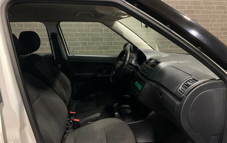 Skoda Fabia II, 2013 год, 550 000 рублей, 10 фотография