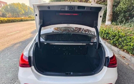 Mercedes-Benz A-Класс, 2023 год, 1 600 000 рублей, 8 фотография