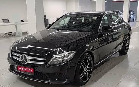 Mercedes-Benz C-Класс, 2019 год, 2 700 000 рублей, 1 фотография