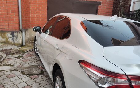 Toyota Camry, 2018 год, 2 300 000 рублей, 12 фотография