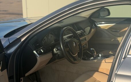 BMW 5 серия, 2015 год, 1 850 000 рублей, 11 фотография