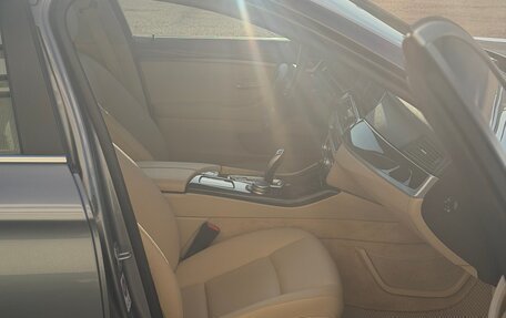 BMW 5 серия, 2015 год, 1 850 000 рублей, 18 фотография