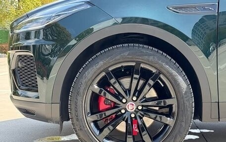 Jaguar E-Pace, 2024 год, 3 922 088 рублей, 19 фотография