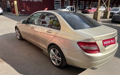 Mercedes-Benz C-Класс, 2010 год, 1 100 000 рублей, 4 фотография