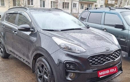 KIA Sportage IV рестайлинг, 2021 год, 2 800 000 рублей, 2 фотография
