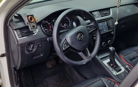 Skoda Octavia, 2017 год, 1 180 000 рублей, 29 фотография