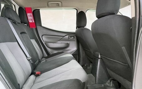 Mitsubishi L200 IV рестайлинг, 2017 год, 2 299 000 рублей, 7 фотография