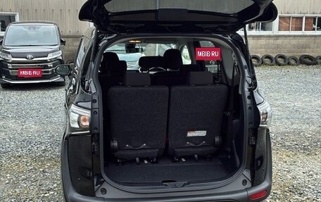 Toyota Sienta II, 2022 год, 950 000 рублей, 6 фотография