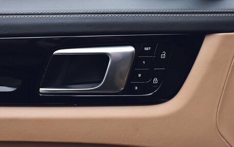 Porsche Cayenne III, 2019 год, 6 800 000 рублей, 12 фотография