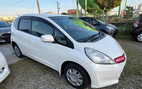 Honda Fit III, 2013 год, 1 000 000 рублей, 1 фотография
