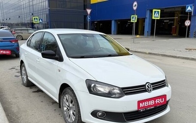 Volkswagen Polo VI (EU Market), 2014 год, 800 000 рублей, 1 фотография