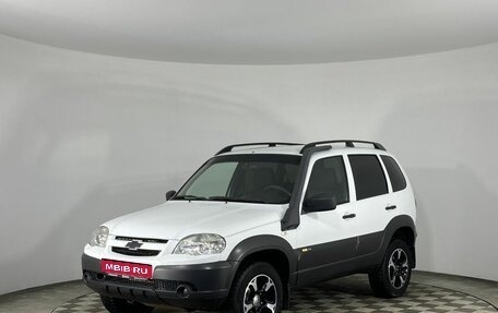 Chevrolet Niva I рестайлинг, 2018 год, 930 000 рублей, 1 фотография