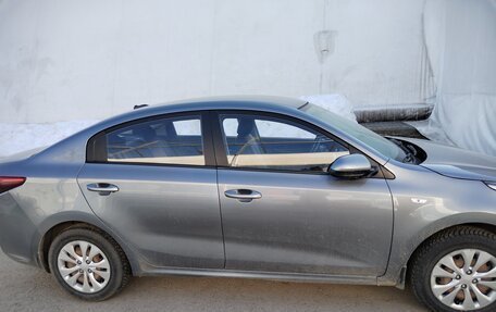 KIA Rio IV, 2017 год, 840 000 рублей, 1 фотография