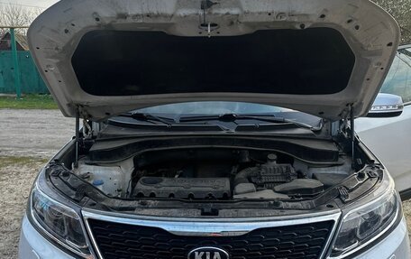 KIA Sorento II рестайлинг, 2013 год, 1 900 000 рублей, 28 фотография