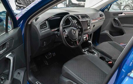 Volkswagen Tiguan II, 2018 год, 2 290 000 рублей, 12 фотография