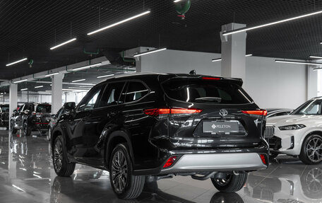 Toyota Highlander, 2026 год, 5 400 000 рублей, 4 фотография