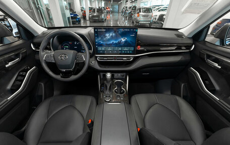 Toyota Highlander, 2026 год, 5 400 000 рублей, 8 фотография