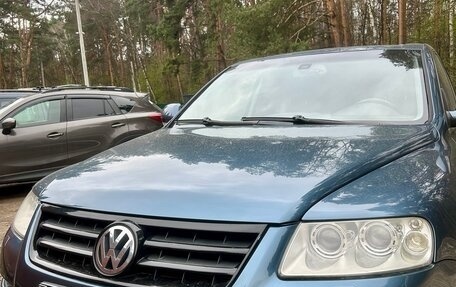 Volkswagen Touareg III, 2005 год, 1 250 000 рублей, 2 фотография