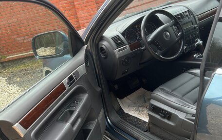 Volkswagen Touareg III, 2005 год, 1 250 000 рублей, 15 фотография