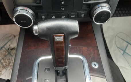 Volkswagen Touareg III, 2005 год, 1 250 000 рублей, 31 фотография