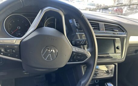 Volkswagen Tiguan II, 2022 год, 3 000 000 рублей, 8 фотография