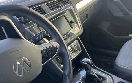 Volkswagen Tiguan II, 2022 год, 3 000 000 рублей, 7 фотография