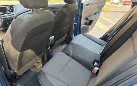 Hyundai Solaris II рестайлинг, 2018 год, 960 000 рублей, 19 фотография