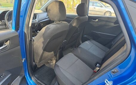 Hyundai Solaris II рестайлинг, 2018 год, 960 000 рублей, 18 фотография