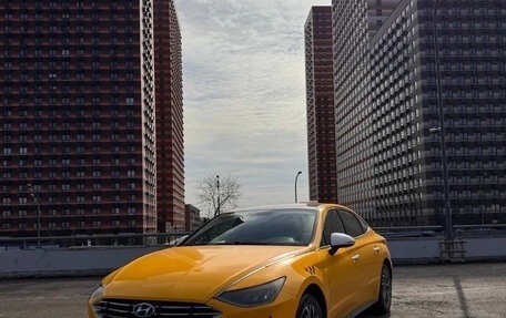 Hyundai Sonata VIII, 2020 год, 1 600 000 рублей, 6 фотография