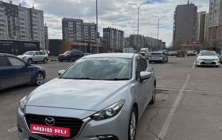 Mazda Axela, 2017 год, 1 250 000 рублей, 2 фотография