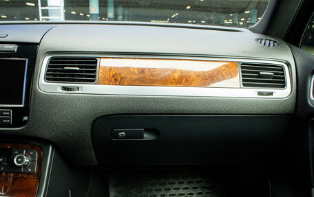 Volkswagen Touareg III, 2013 год, 2 099 000 рублей, 8 фотография