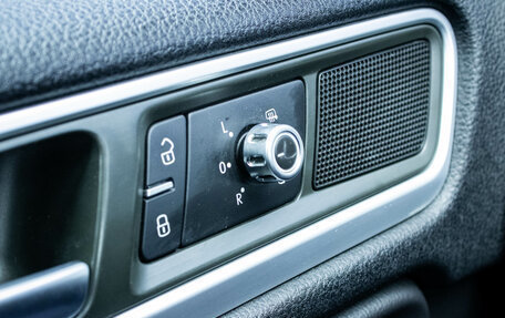 Volkswagen Touareg III, 2013 год, 2 099 000 рублей, 14 фотография