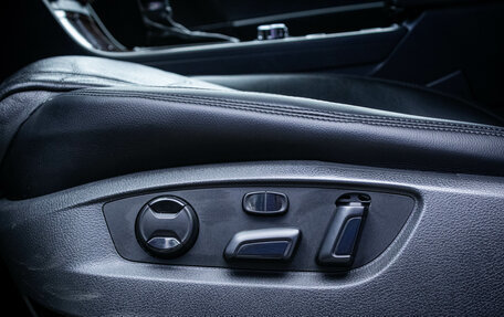 Volkswagen Touareg III, 2013 год, 2 099 000 рублей, 24 фотография