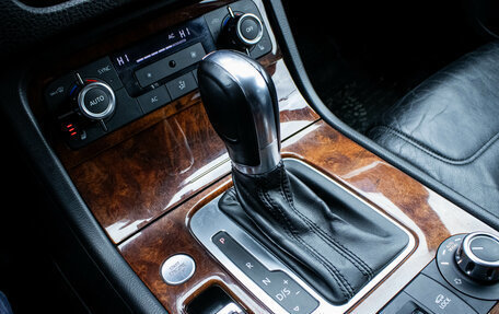 Volkswagen Touareg III, 2013 год, 2 099 000 рублей, 21 фотография