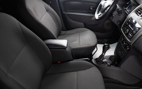 Renault Logan II, 2019 год, 1 079 000 рублей, 16 фотография