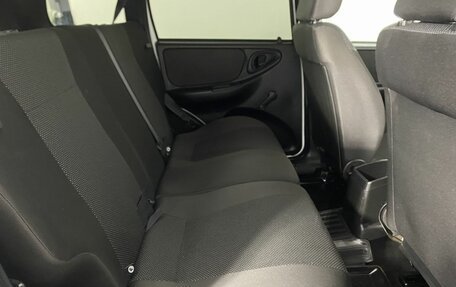 Chevrolet Niva I рестайлинг, 2018 год, 930 000 рублей, 14 фотография