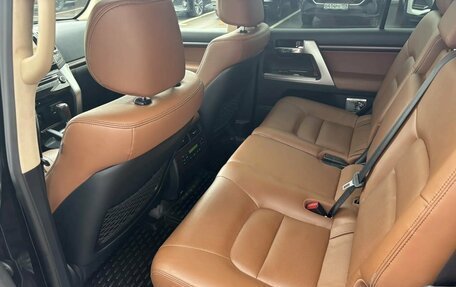 Toyota Land Cruiser 200, 2014 год, 5 090 000 рублей, 40 фотография