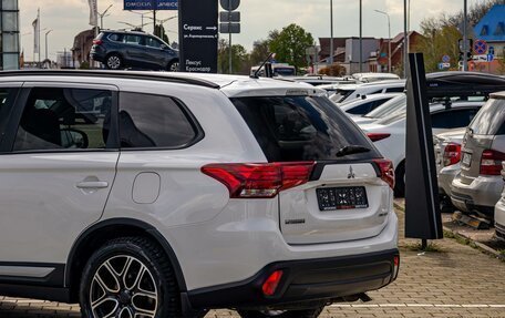 Mitsubishi Outlander III рестайлинг 3, 2018 год, 1 595 000 рублей, 10 фотография