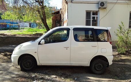 Toyota FunCargo, 2002 год, 390 000 рублей, 1 фотография
