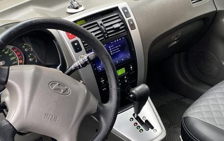 Hyundai Tucson III, 2005 год, 720 000 рублей, 2 фотография